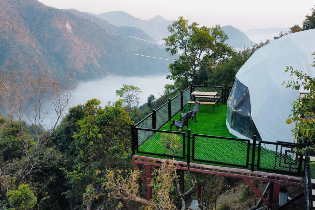 Bhīm Tāl Gadeni Stays - Glamping Dome At Nainital المظهر الخارجي الصورة