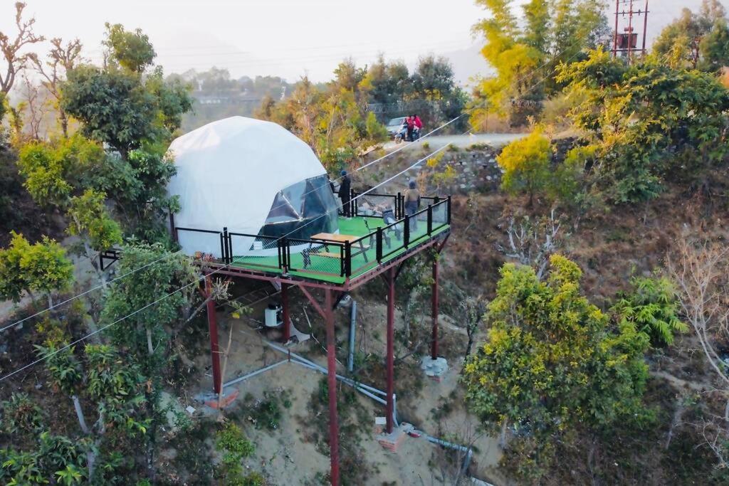 Bhīm Tāl Gadeni Stays - Glamping Dome At Nainital المظهر الخارجي الصورة